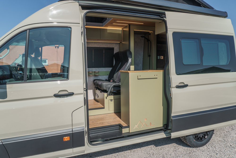 MAN TGE XC details